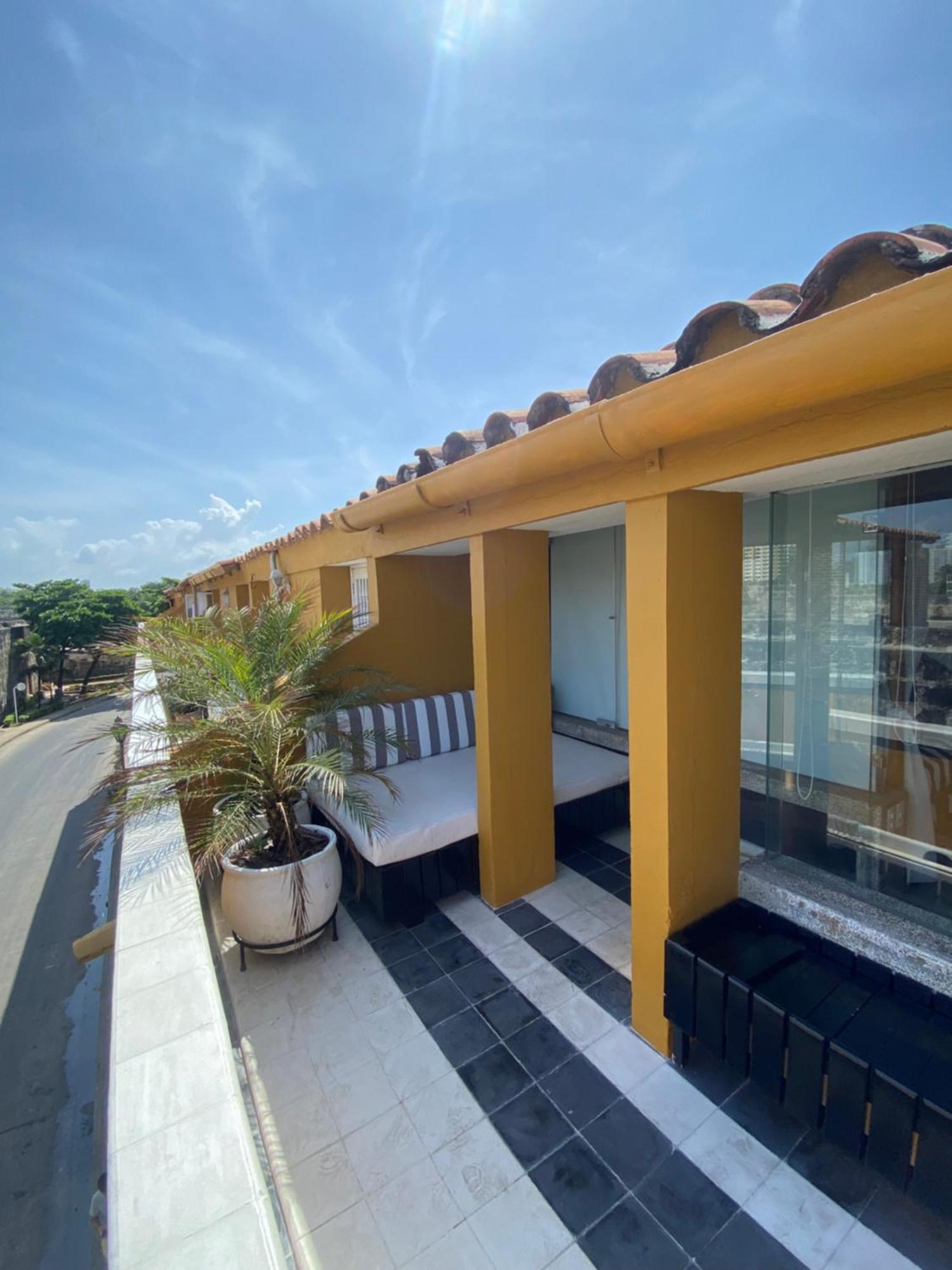 Apartamento Duplex Vista Al Mar Y Murallas Nuevo En La Ciudad Amurallada Apartman Cartagena Kültér fotó