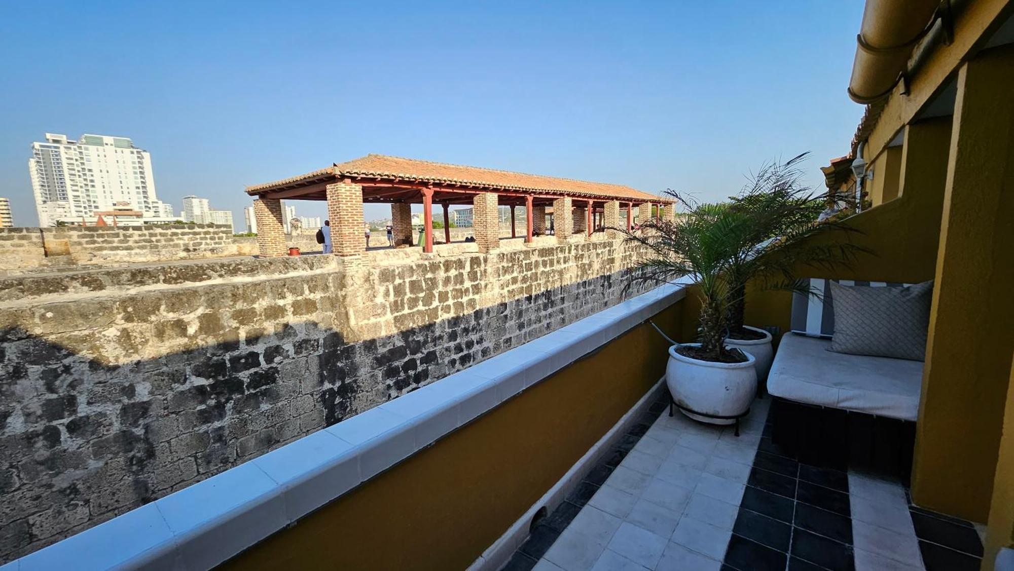 Apartamento Duplex Vista Al Mar Y Murallas Nuevo En La Ciudad Amurallada Apartman Cartagena Kültér fotó
