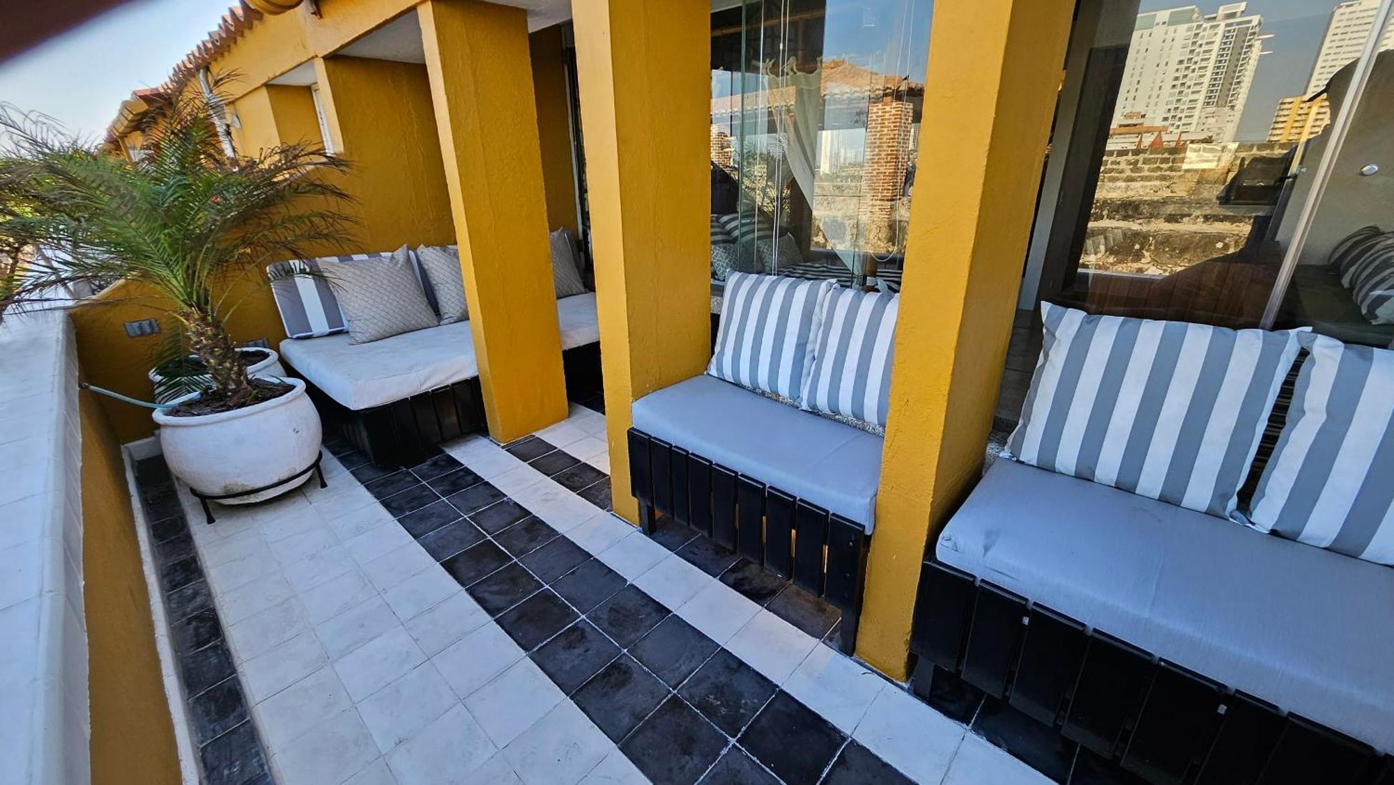 Apartamento Duplex Vista Al Mar Y Murallas Nuevo En La Ciudad Amurallada Apartman Cartagena Kültér fotó